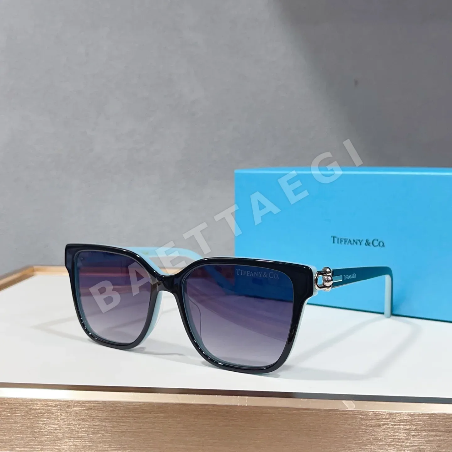 티파니 TF2274 D 선글라스 상세 이미지 2