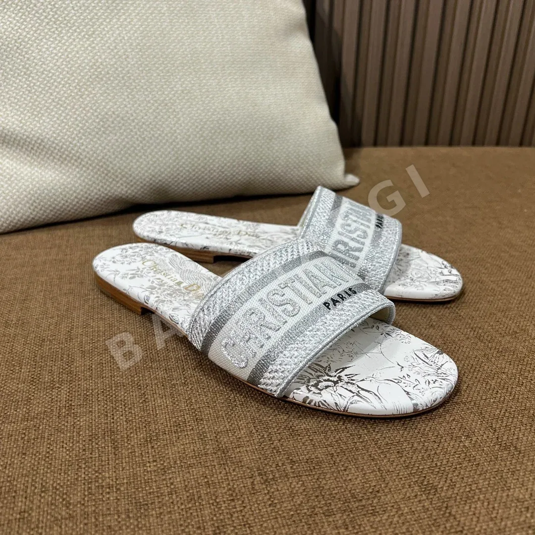 디올 자수 캔버스 슬리퍼 상세 이미지 5
