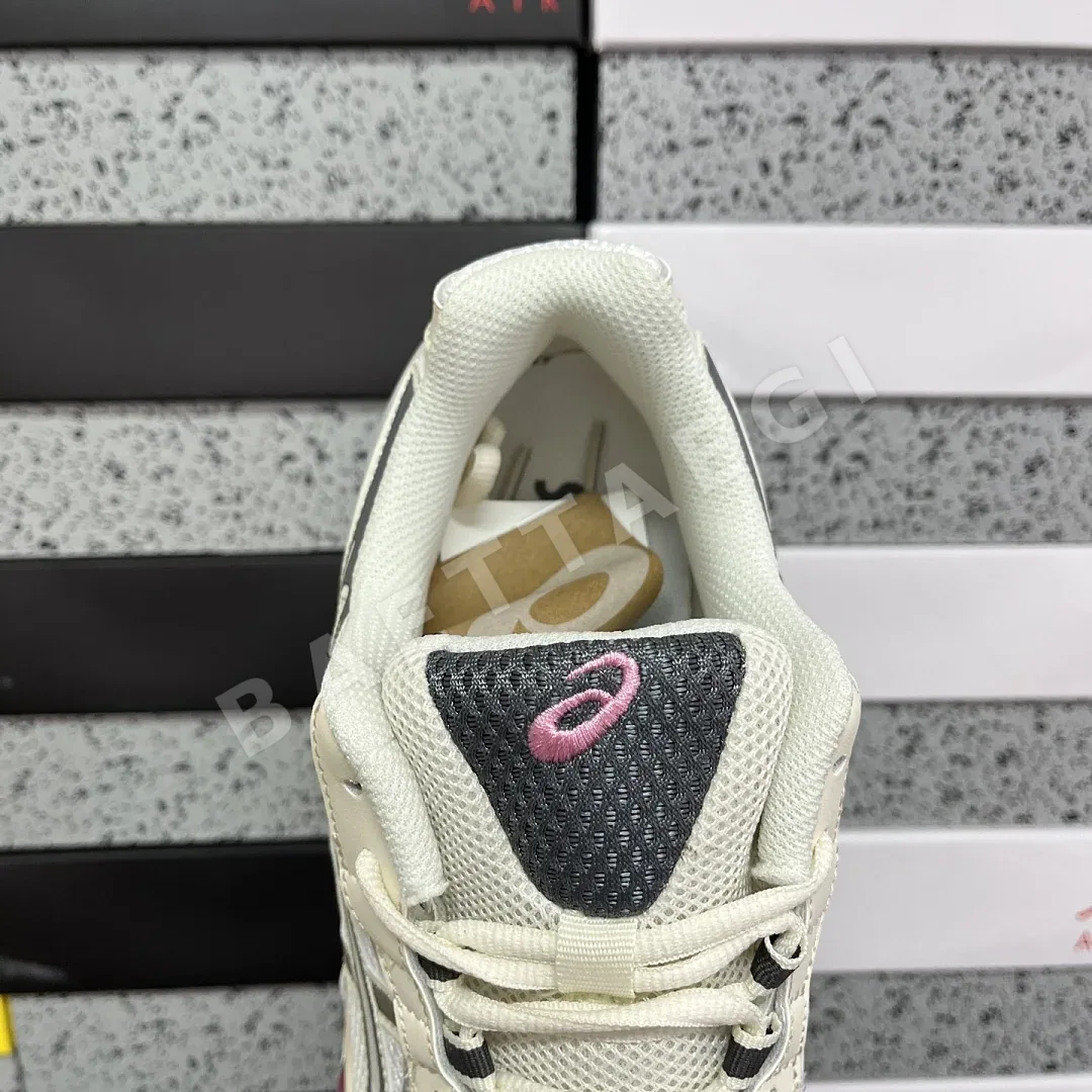 아식스 [M] 젤 NYC 2055 1203A524-101 200495 Asics Gel-NYC 2055 Cream Carbon 상세 이미지 3