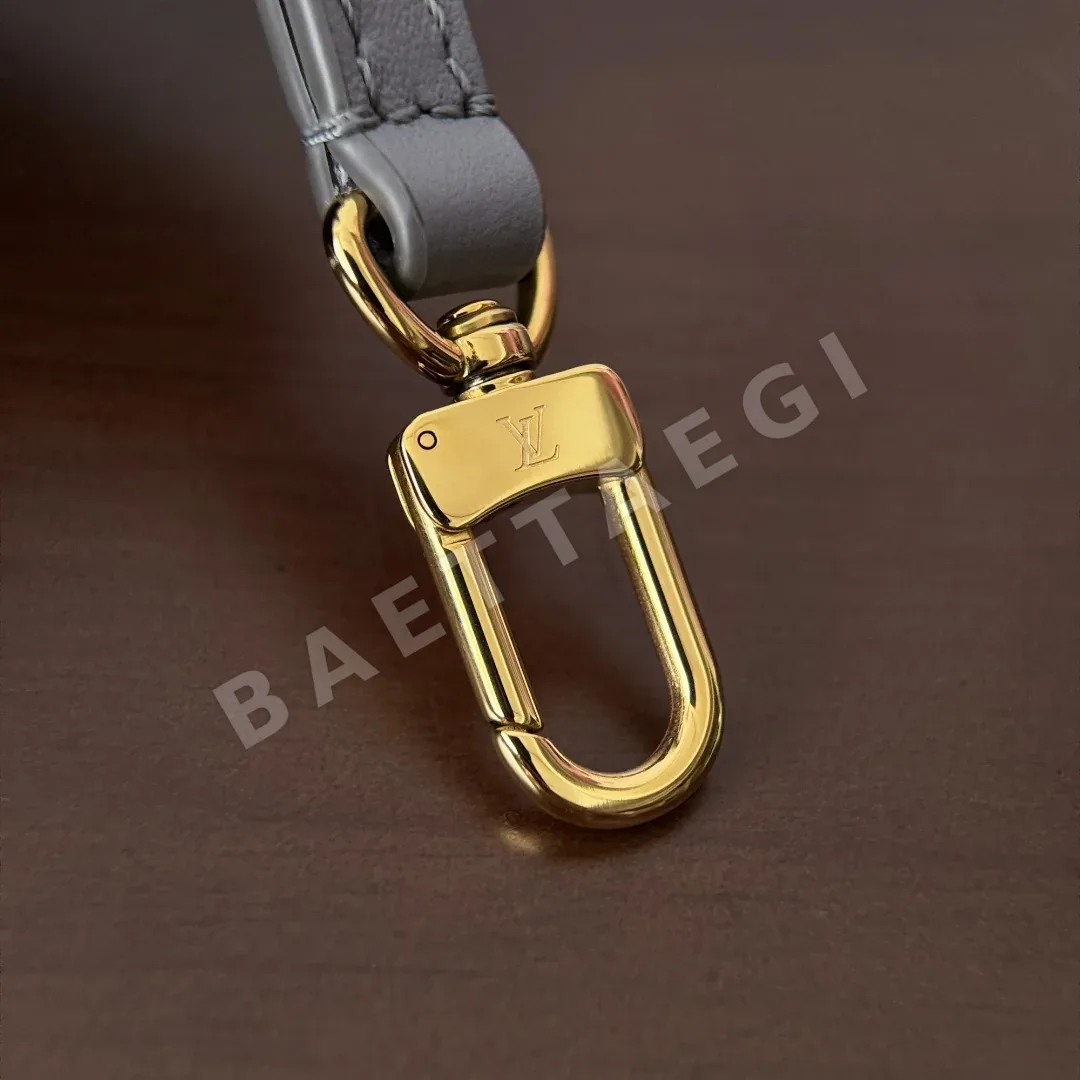 루이비통 쉘 백 BB 가방 M12561 상세 이미지 8