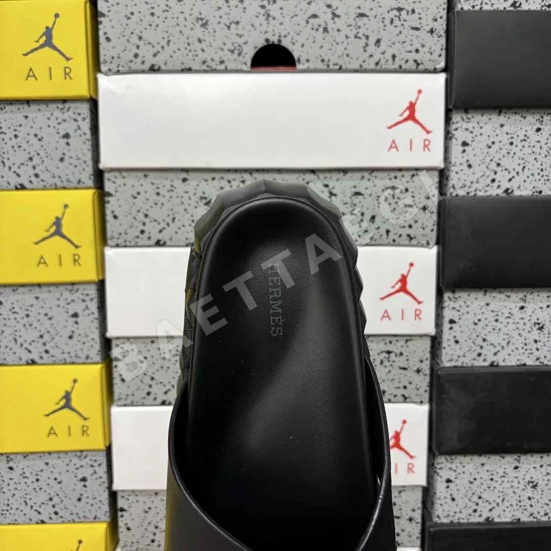 에르메스 [YX] 올블랙 205775 Hermes Chypre Sandal X 상세 이미지 5
