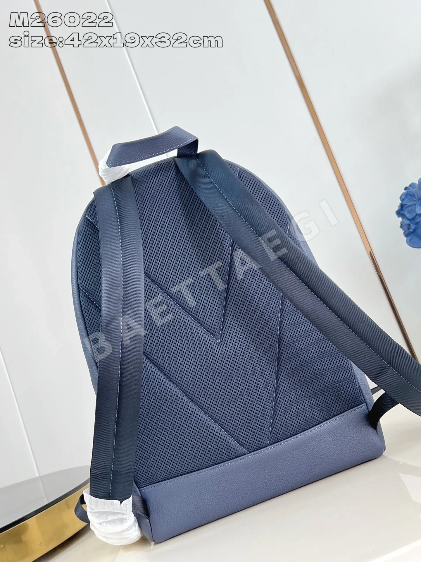 루이비통 M26022 백팩 상세 이미지 4