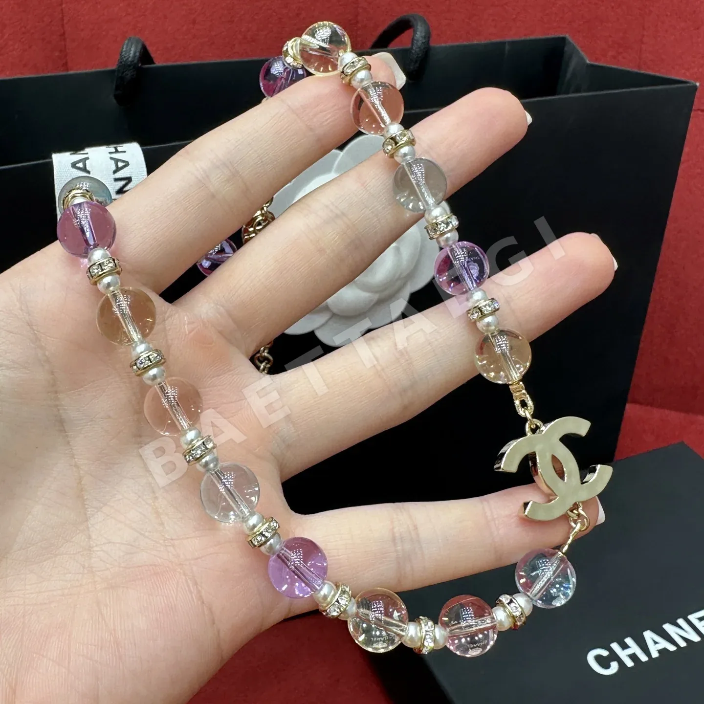 샤넬 다이아몬드 더블 C 글라스 초커 목걸이 상세 이미지 4