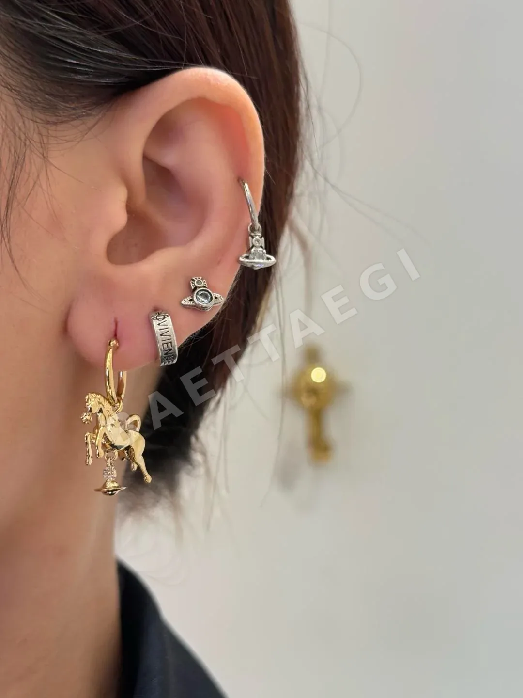 비비안웨스트우드 귀걸이 65205 Vivienne Westwood Earrings 상세 이미지 3