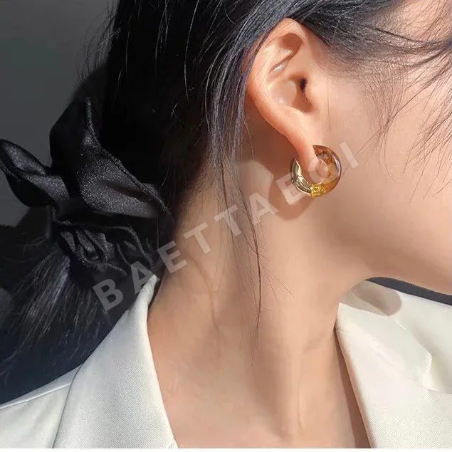 보테가베네타 레진 스터드 귀걸이 상세 이미지 2