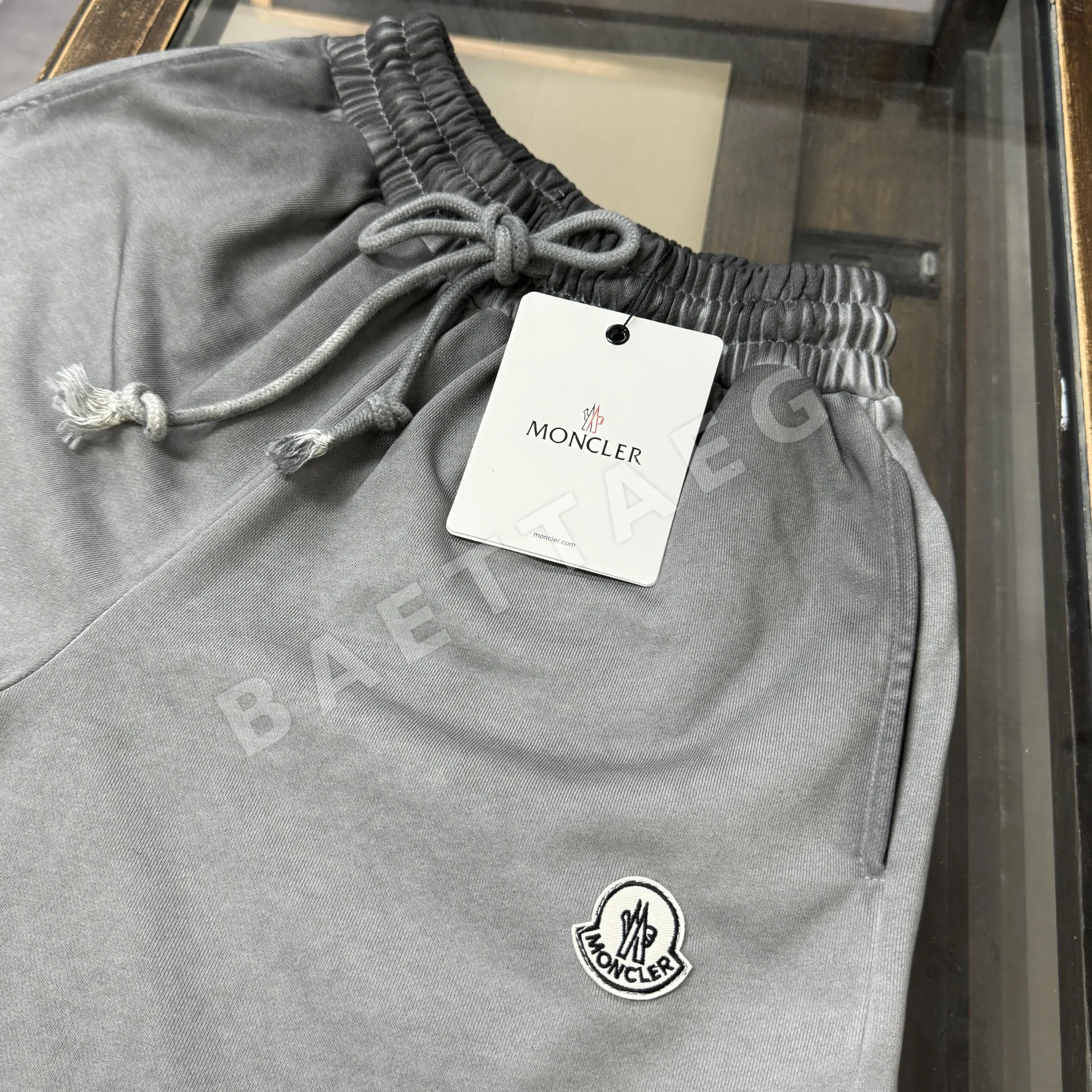 몽클레르 남성 반바지 52681 Moncler Shorts 상세 이미지 13