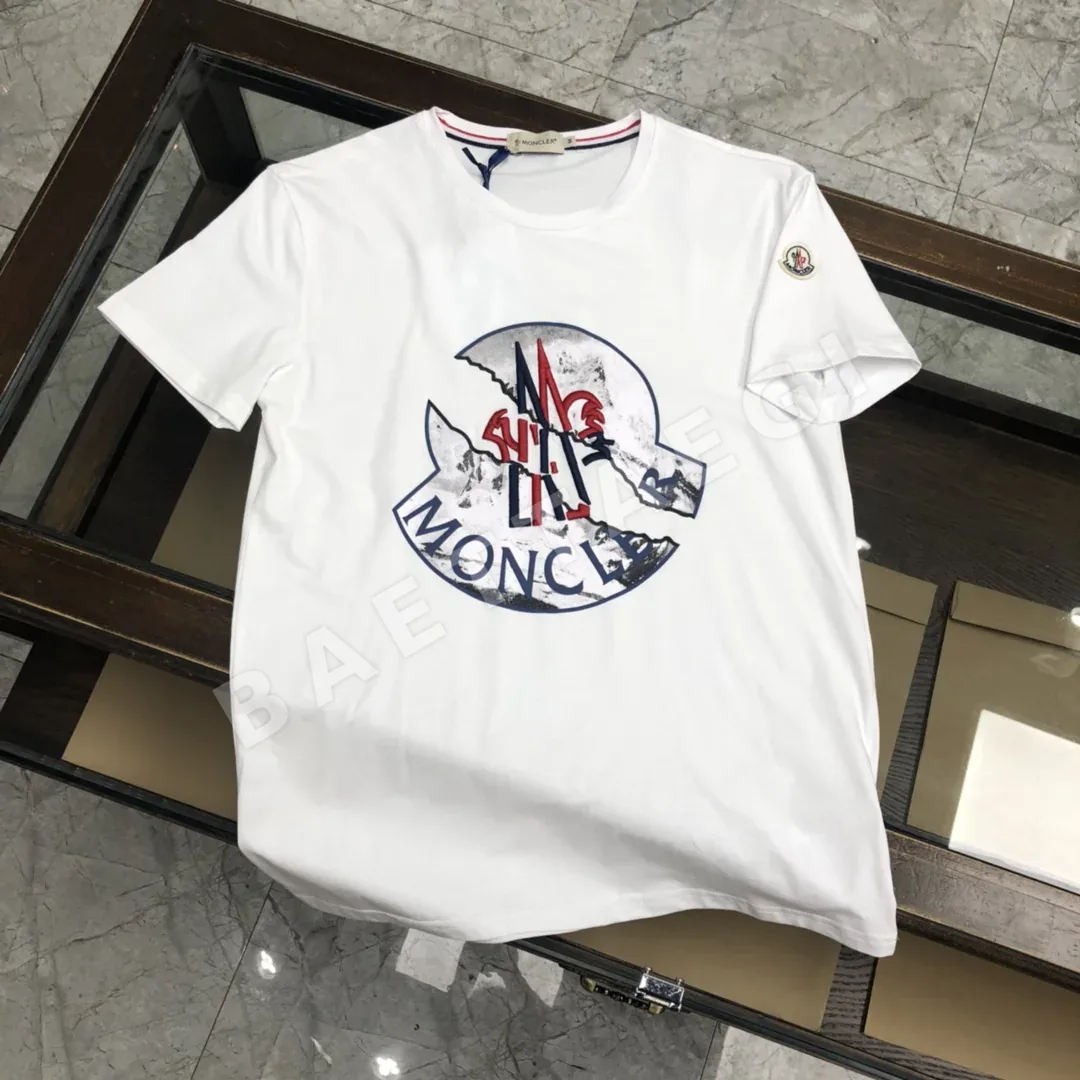 몽클레르 남성 슬림핏 반팔 티셔츠 48934
