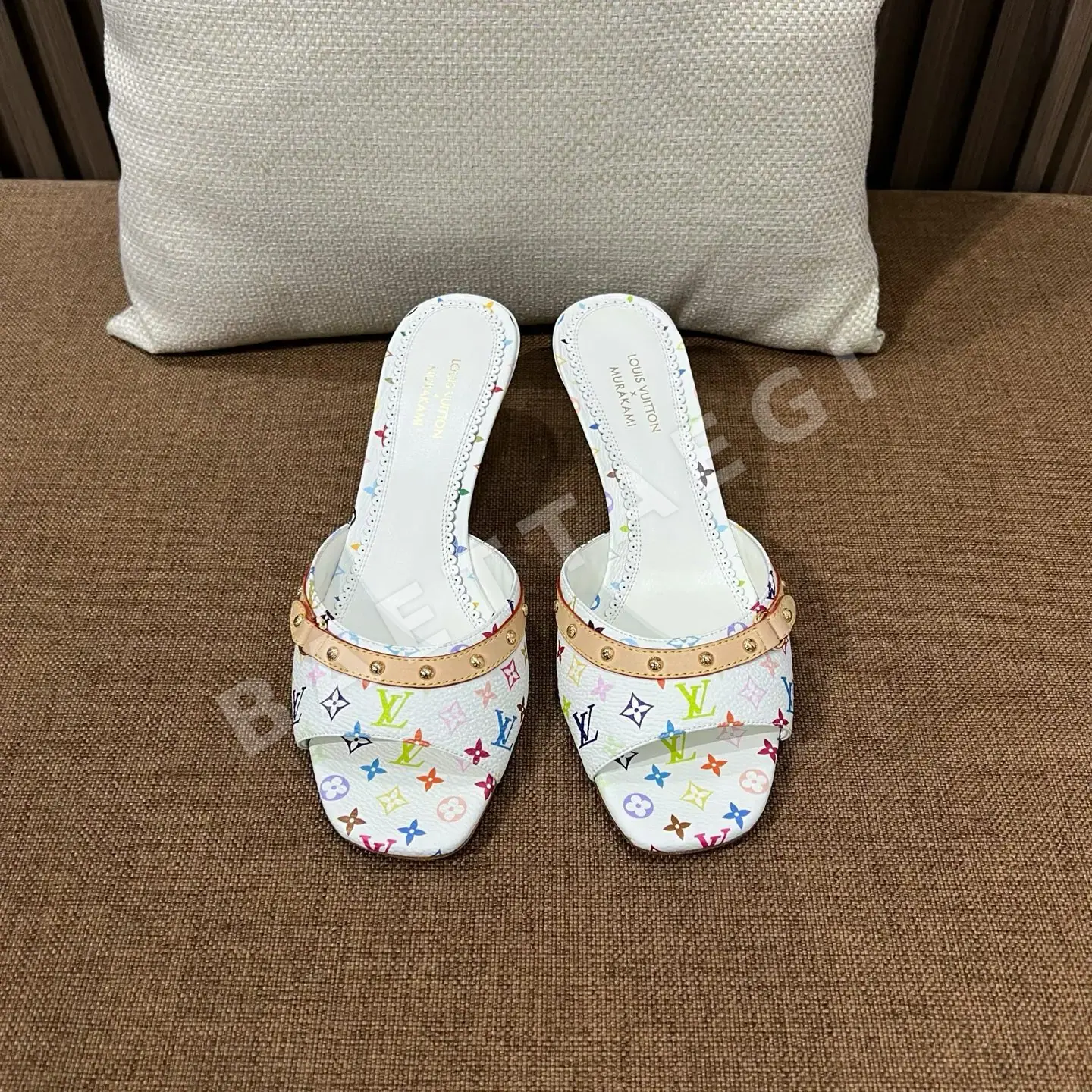 루이비통 샌들 벨크로 레이스 187723