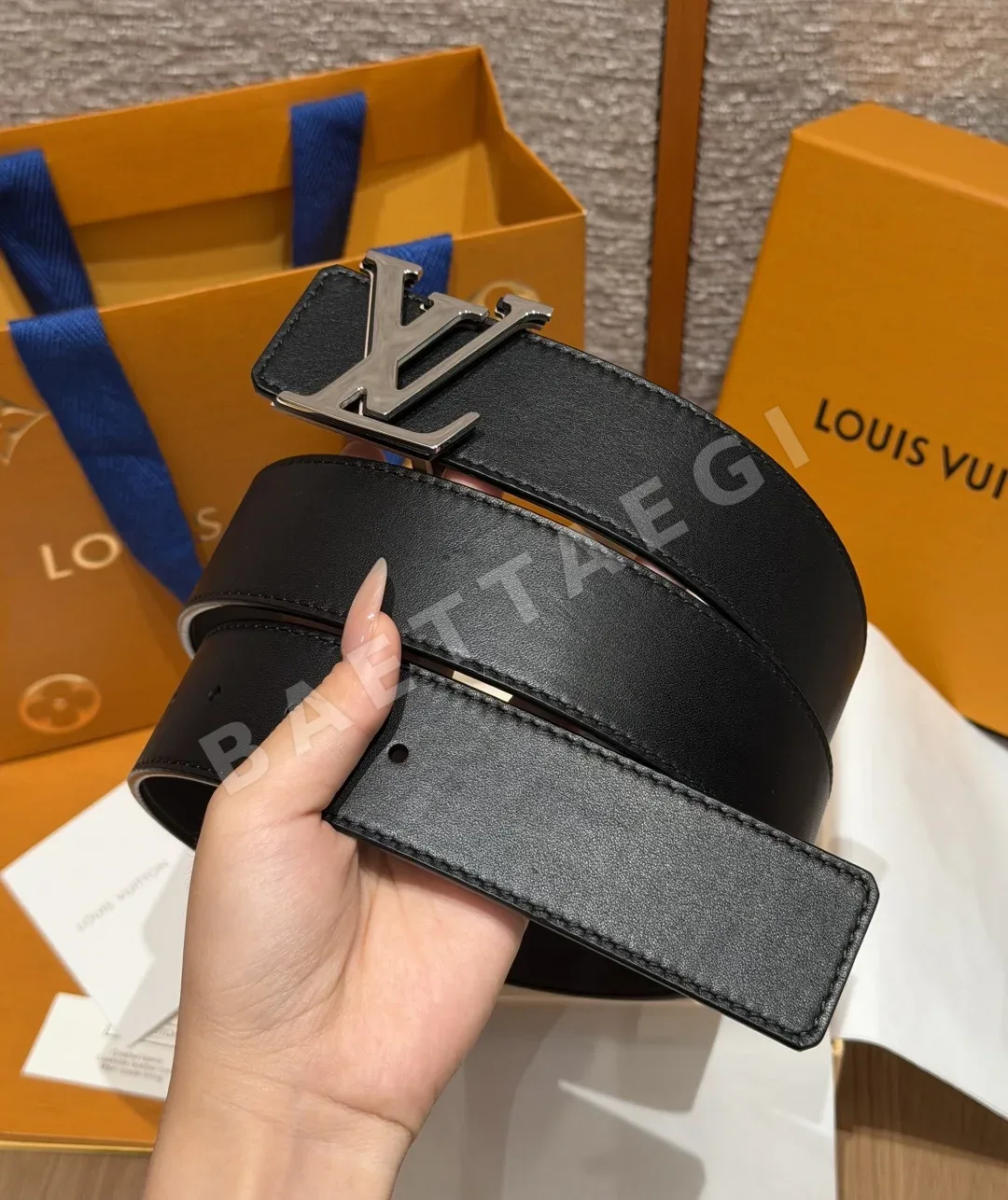 루이비통 옵틱 40mm 리버시블 소가죽 벨트 상세 이미지 3