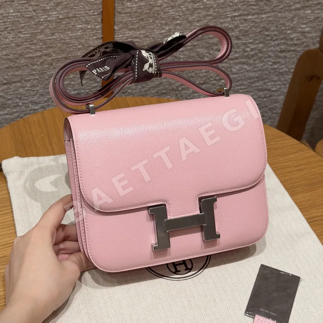 에르메스 콘스탄스 염소가죽 지갑 192454