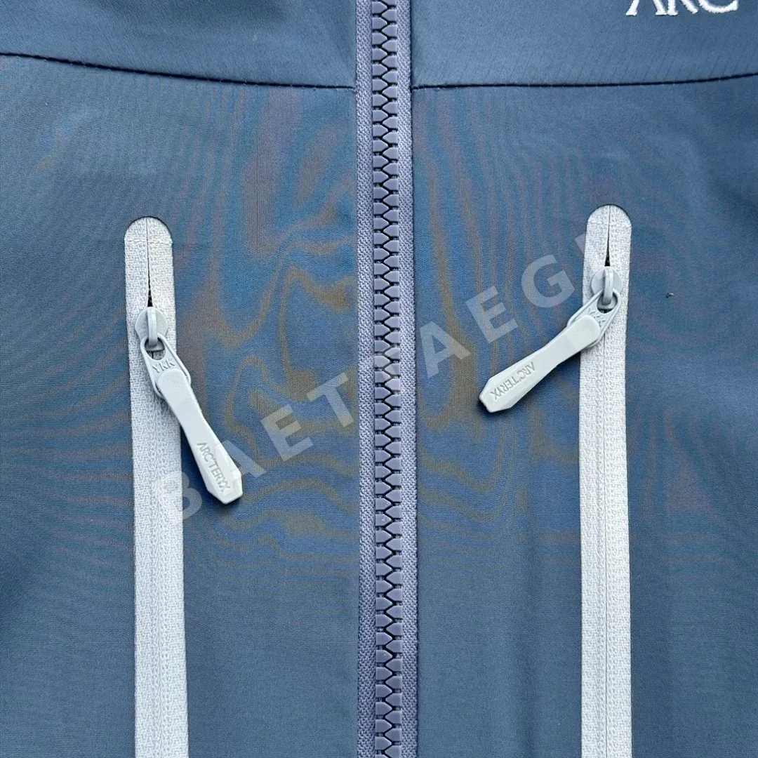 아크테릭스 [TZ] 알파 SV 자켓 6세대 문릿 블루 200132 Arc'teryx Alpha SV Jacket 6 Moonlit 상세 이미지 4
