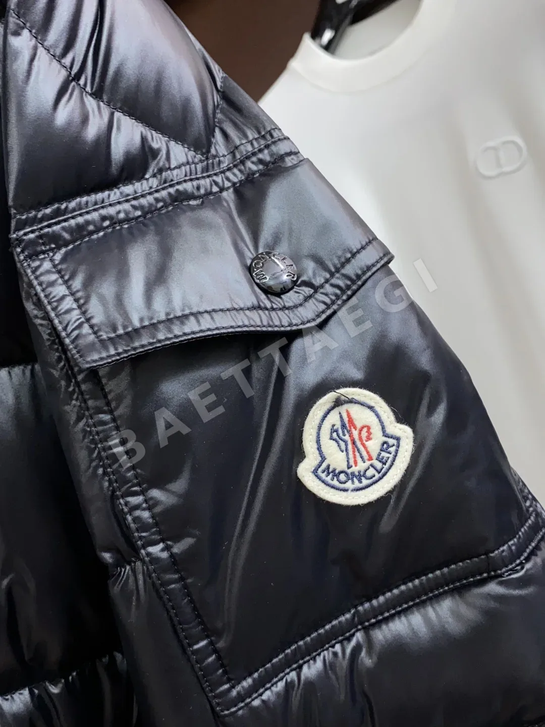 몽클레르 마야(Moncler Maya) 후드 쇼트 다운 자켓 상세 이미지 5