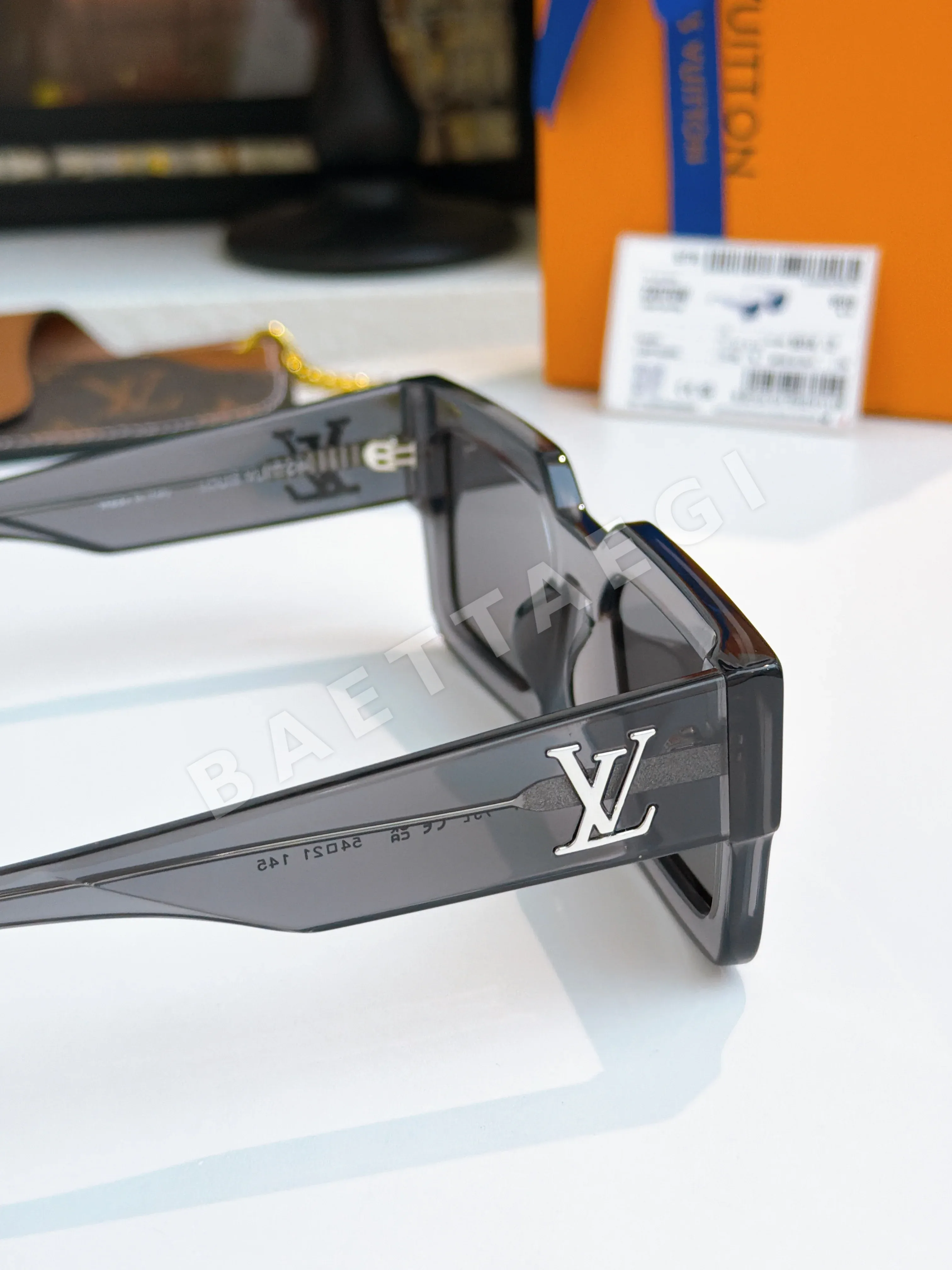 루이비통 선글라스 54961 Louis Vuitton Sunglasses 상세 이미지 16