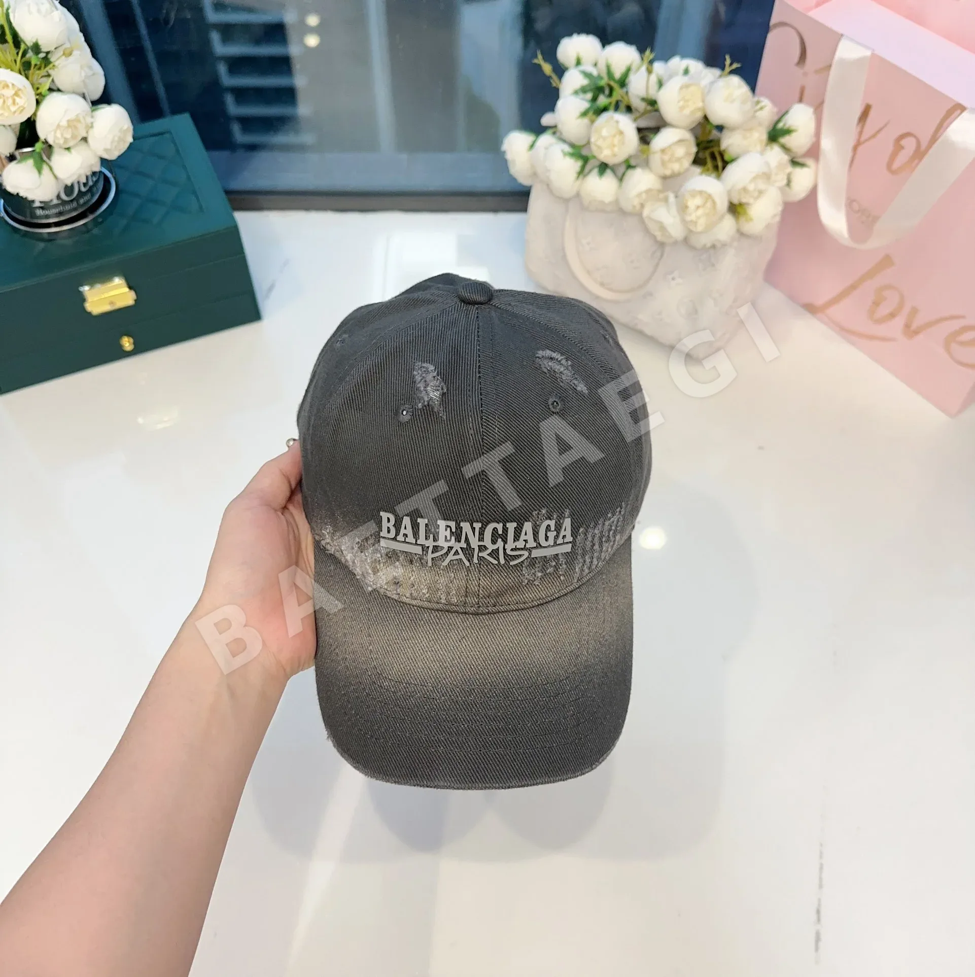 발렌시아가 타이다이 워시드 베이스볼 캡 상세 이미지 3
