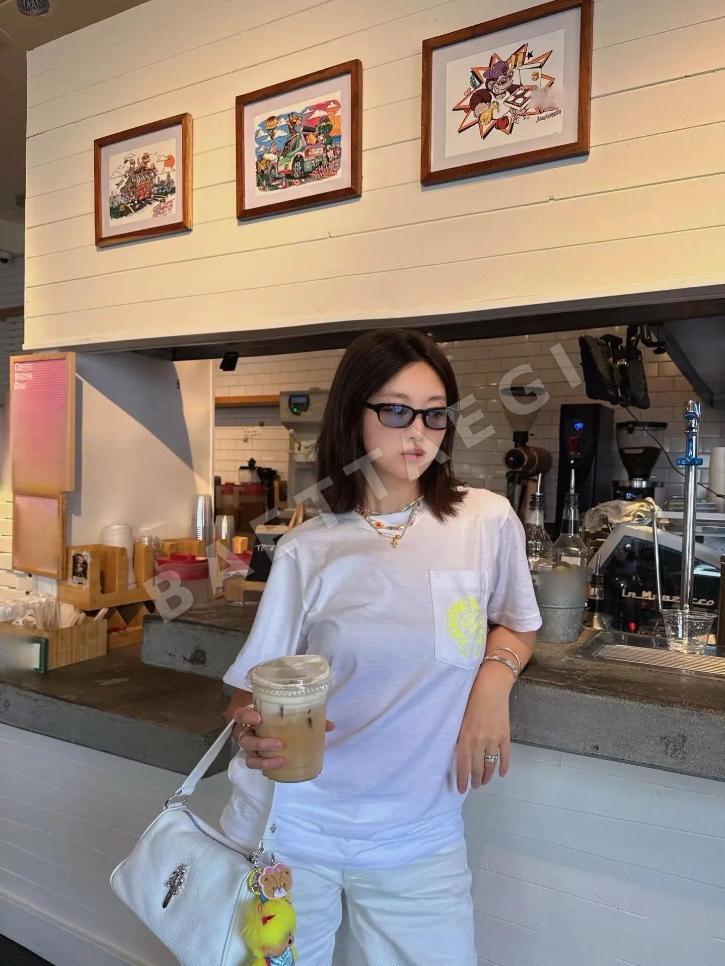 크롬하츠 남성 반팔 티셔츠 상세 이미지 4