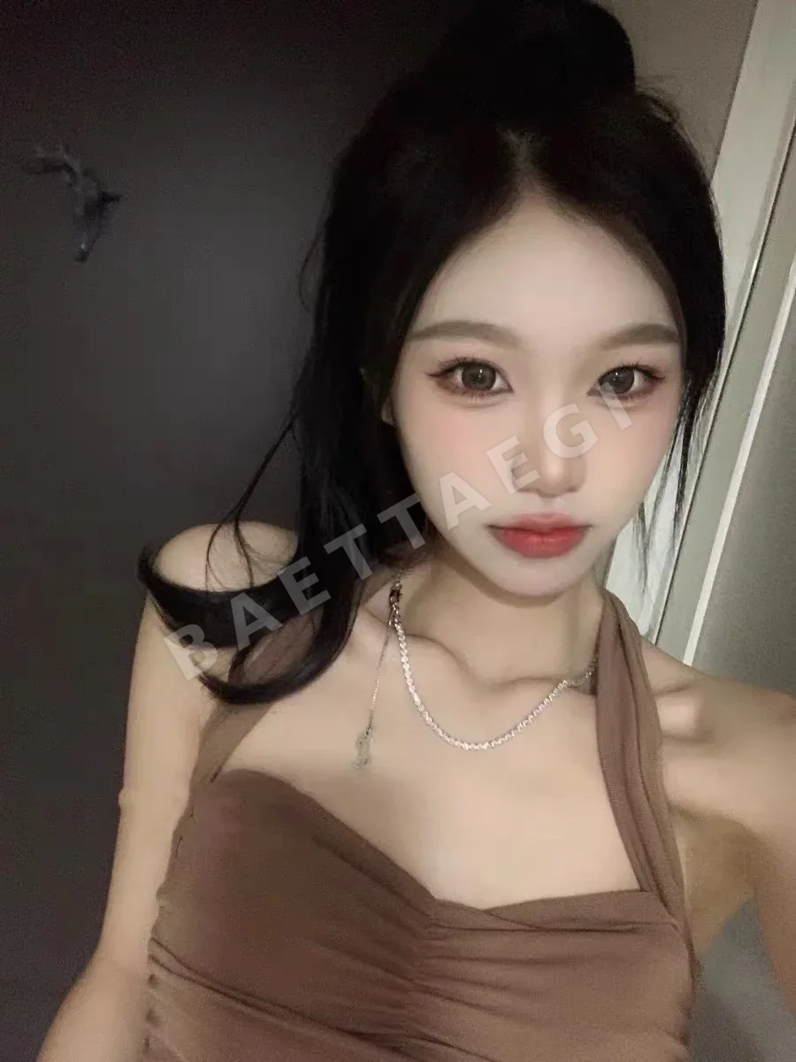 생로랑 레터 목걸이 상세 이미지 2