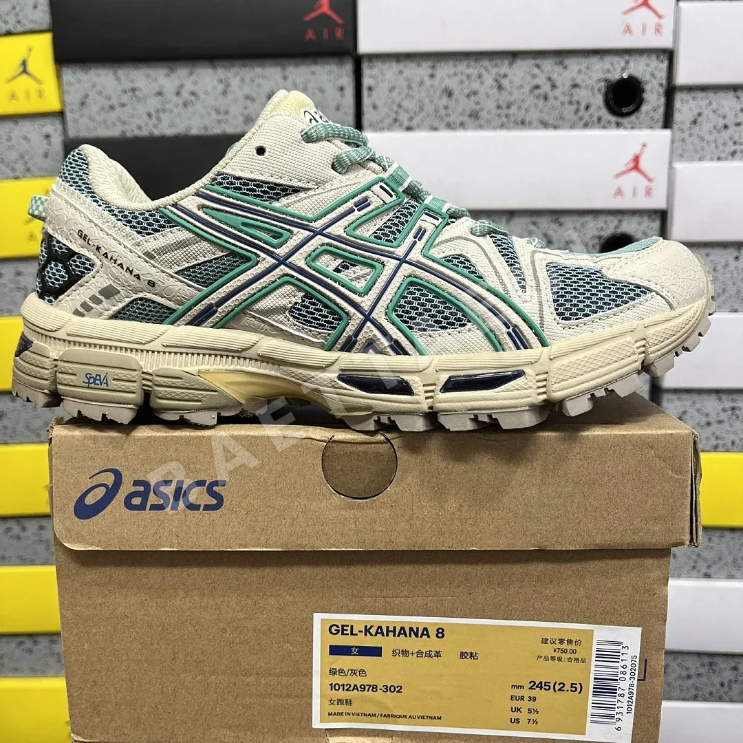 아식스 [XY] 젤 카하나 8 1012A978-302 200353 Asics Gel-Kahana 8