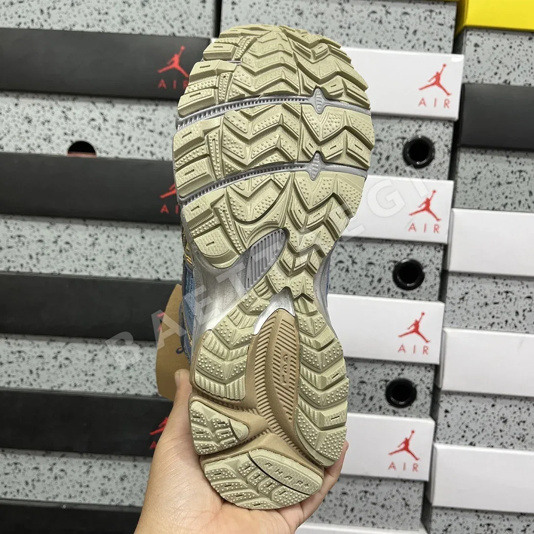 아식스 [XY] 젤 카하나 8 1011B109-400 200344 Asics Gel-Kahana 8 상세 이미지 5