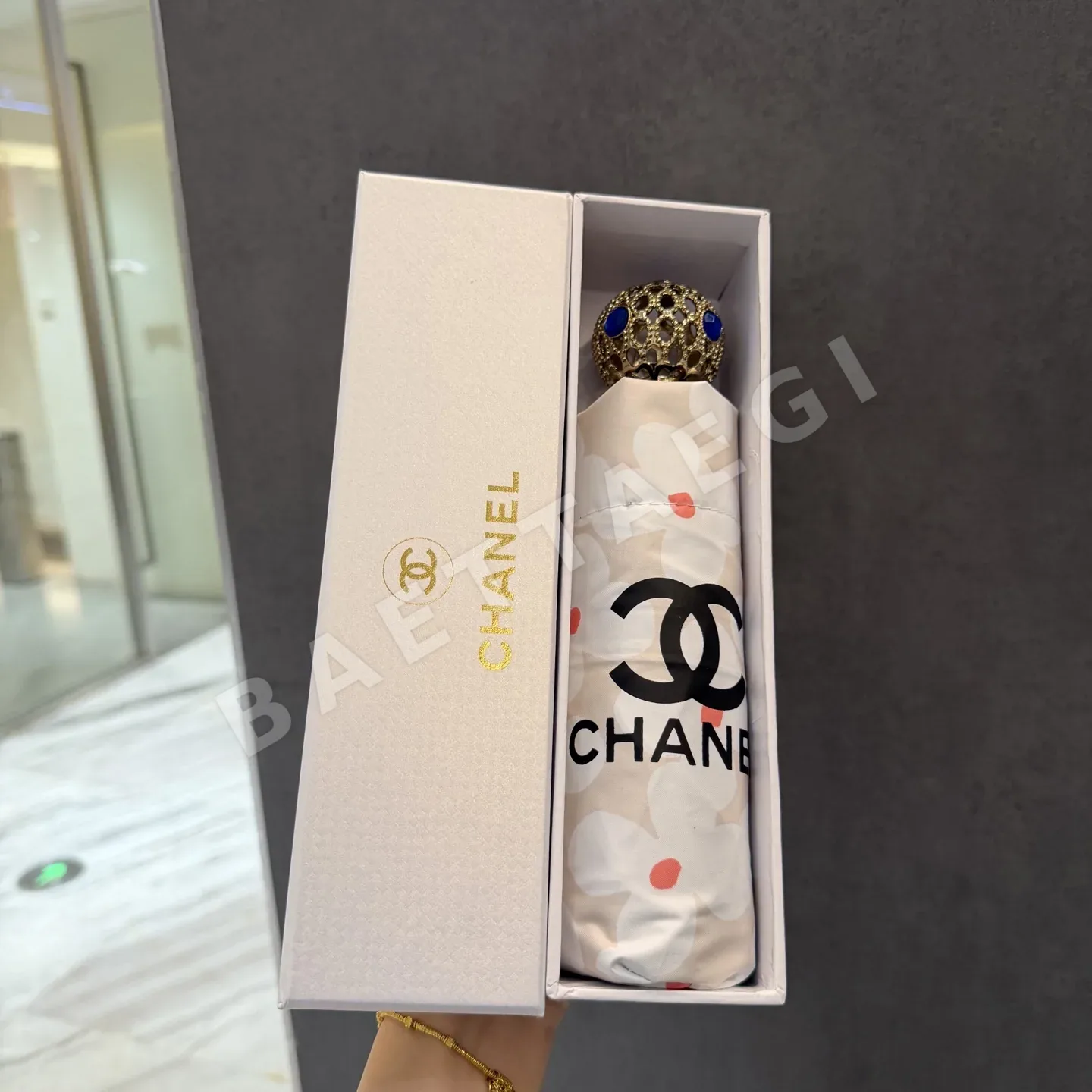 샤넬 라인스톤 장식 5단 우산 85410