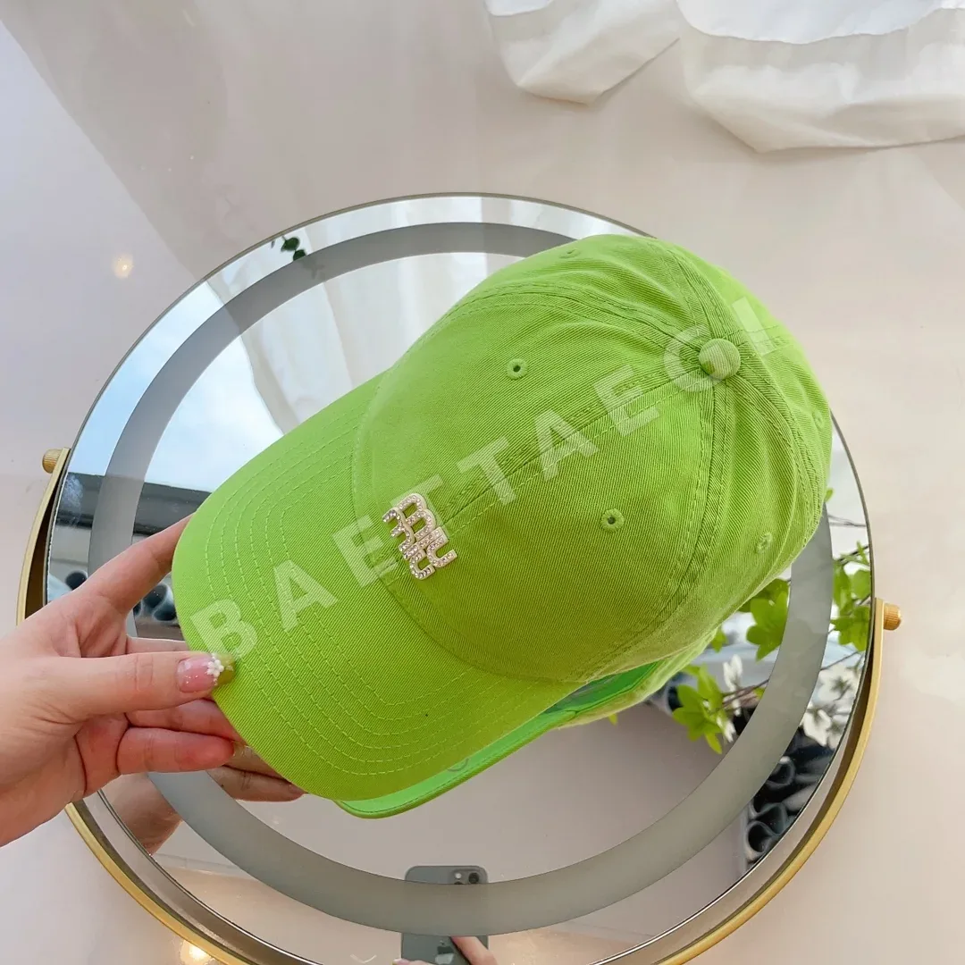 미우미우 모자 81044 Miu Miu Cap 상세 이미지 3
