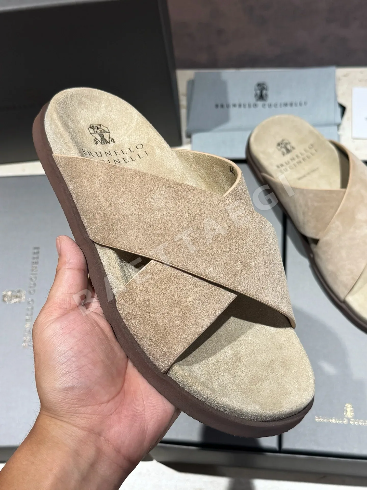 브루넬로쿠치넬리 남성용 스웨이드 비치 샌들 134549