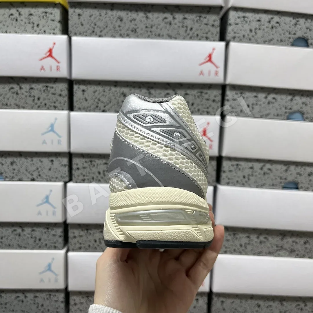 아식스 [VP] 젤 1130 1202A164-116 200548 Asics Gel-1130 Cream Clay Grey 상세 이미지 3