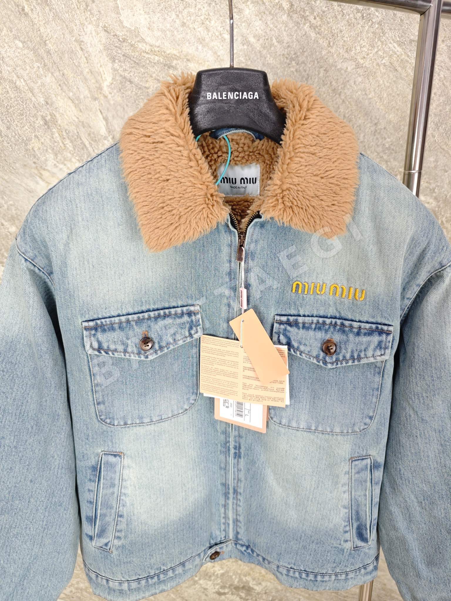 미우미우 워시드 데님 코튼 자켓 상세 이미지 3