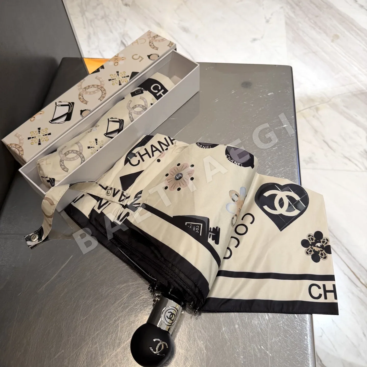 샤넬 자동 접이식 우산 상세 이미지 3