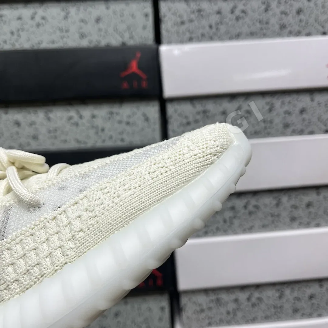 아디다스 [R] 이지 부스트 350 V2 2.0 HQ6316 200737 Adidas Yeezy Boost 350 V2 2.0 상세 이미지 5