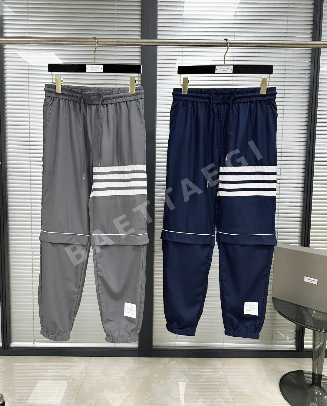 톰브라운 컬러 블록 나일론 바지 상세 이미지 4