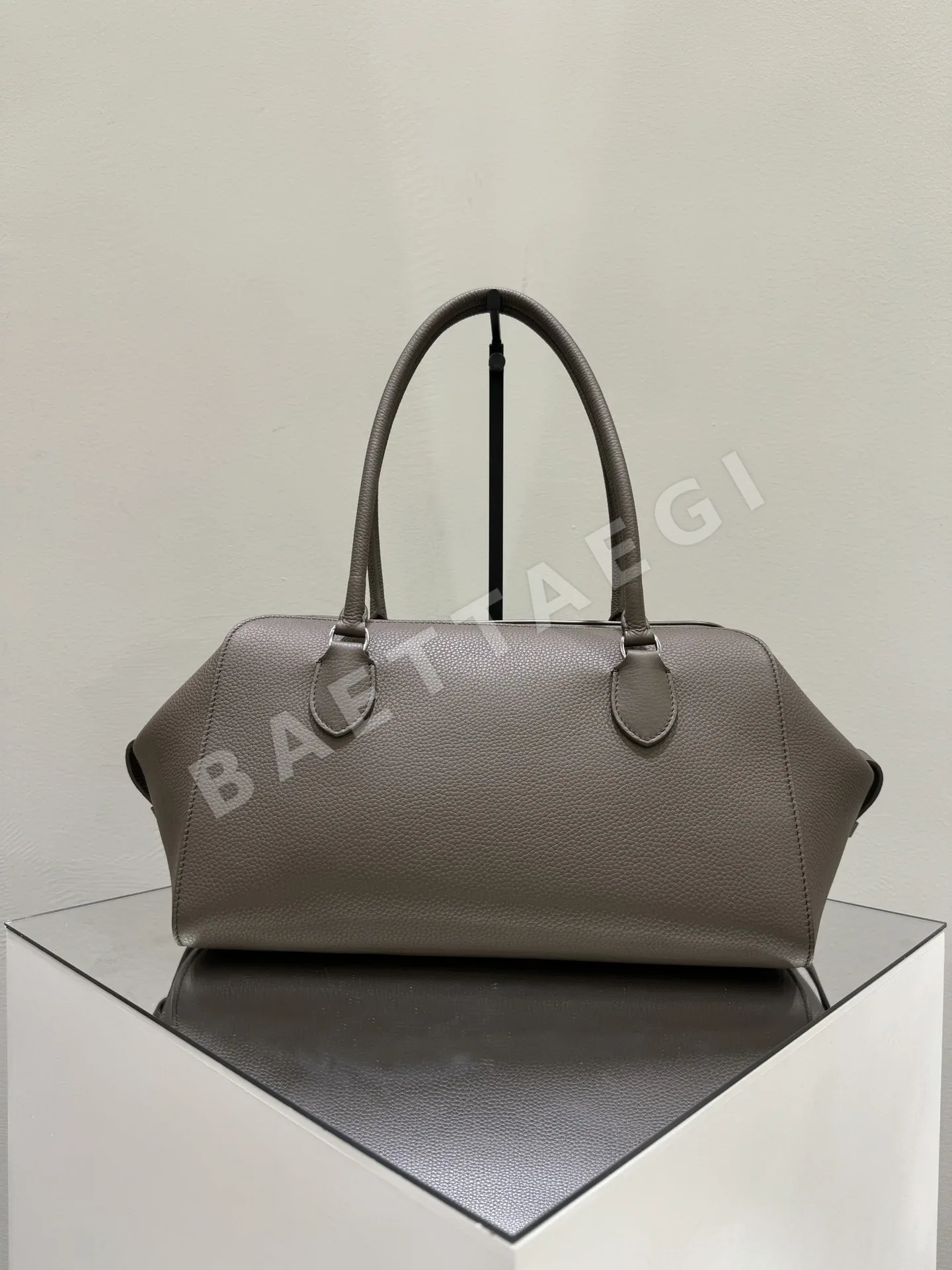 더로우 거봉 소가죽 보울링 숄더백 75619