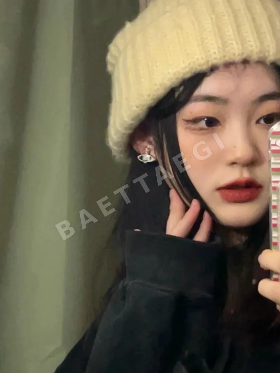 비비안웨스트우드 퓨어 크라운 스와로브스키 귀걸이 상세 이미지 4