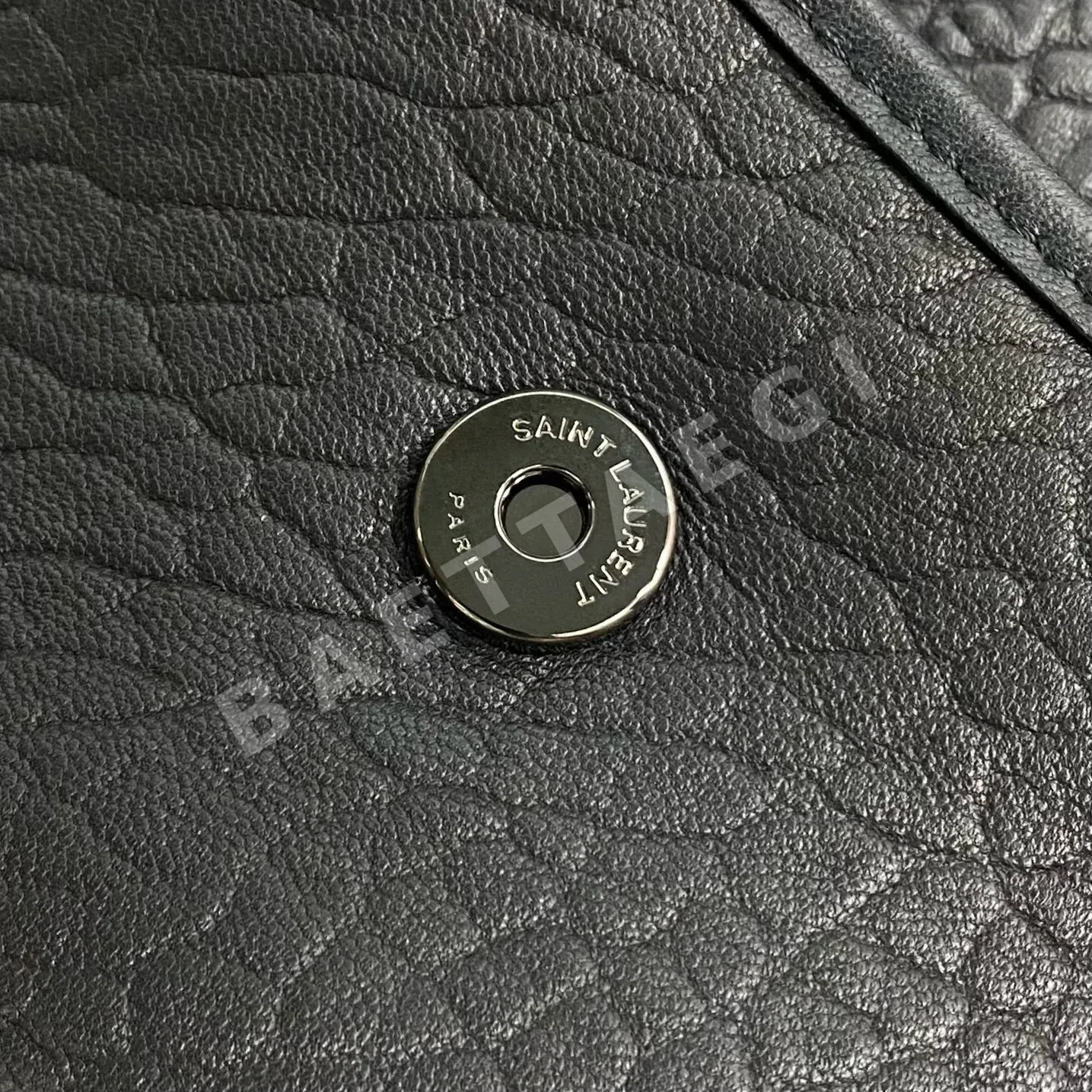 생로랑 상아 무늬 플립 가방 상세 이미지 7