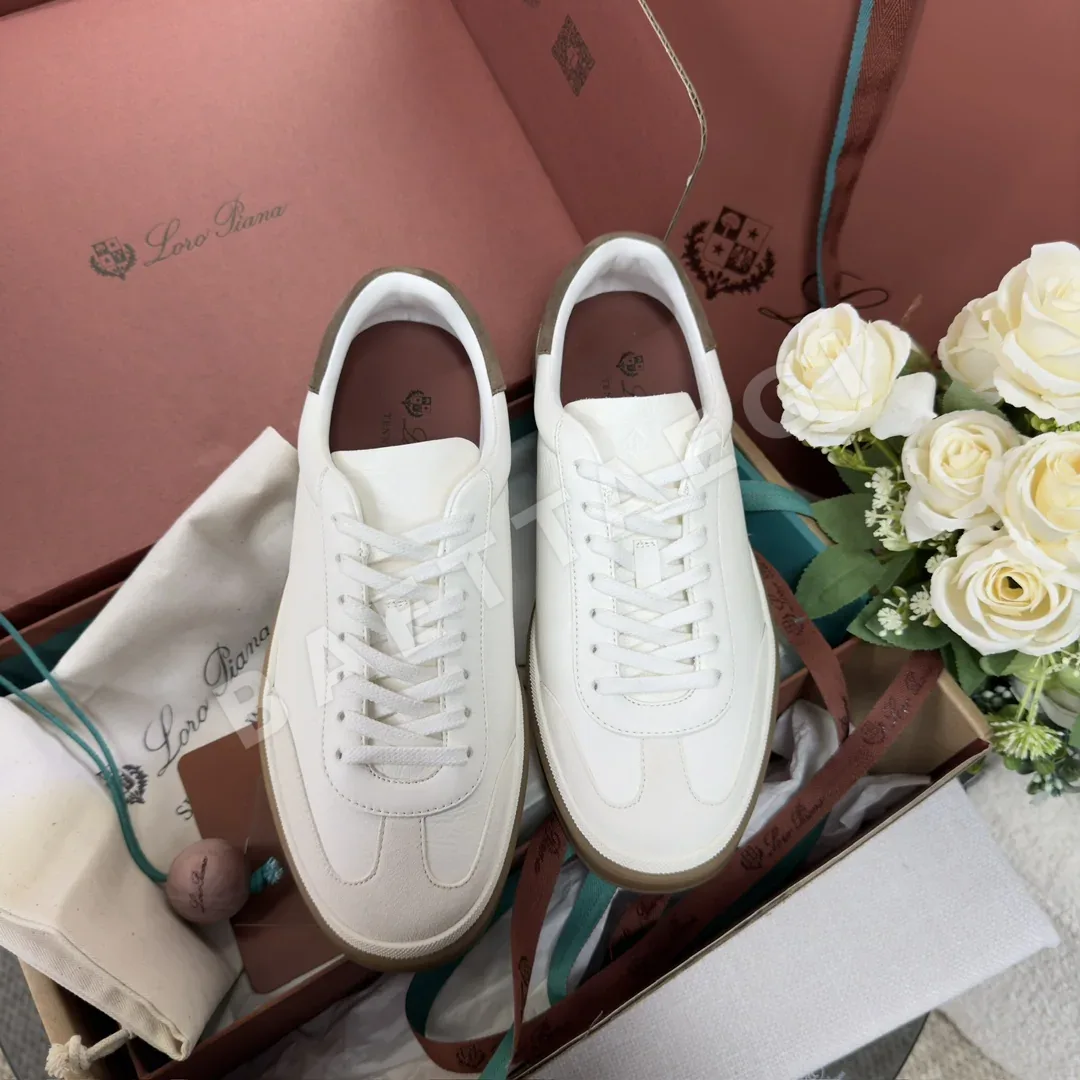 로로피아나 스웨이드 트레이닝 슈즈 93770