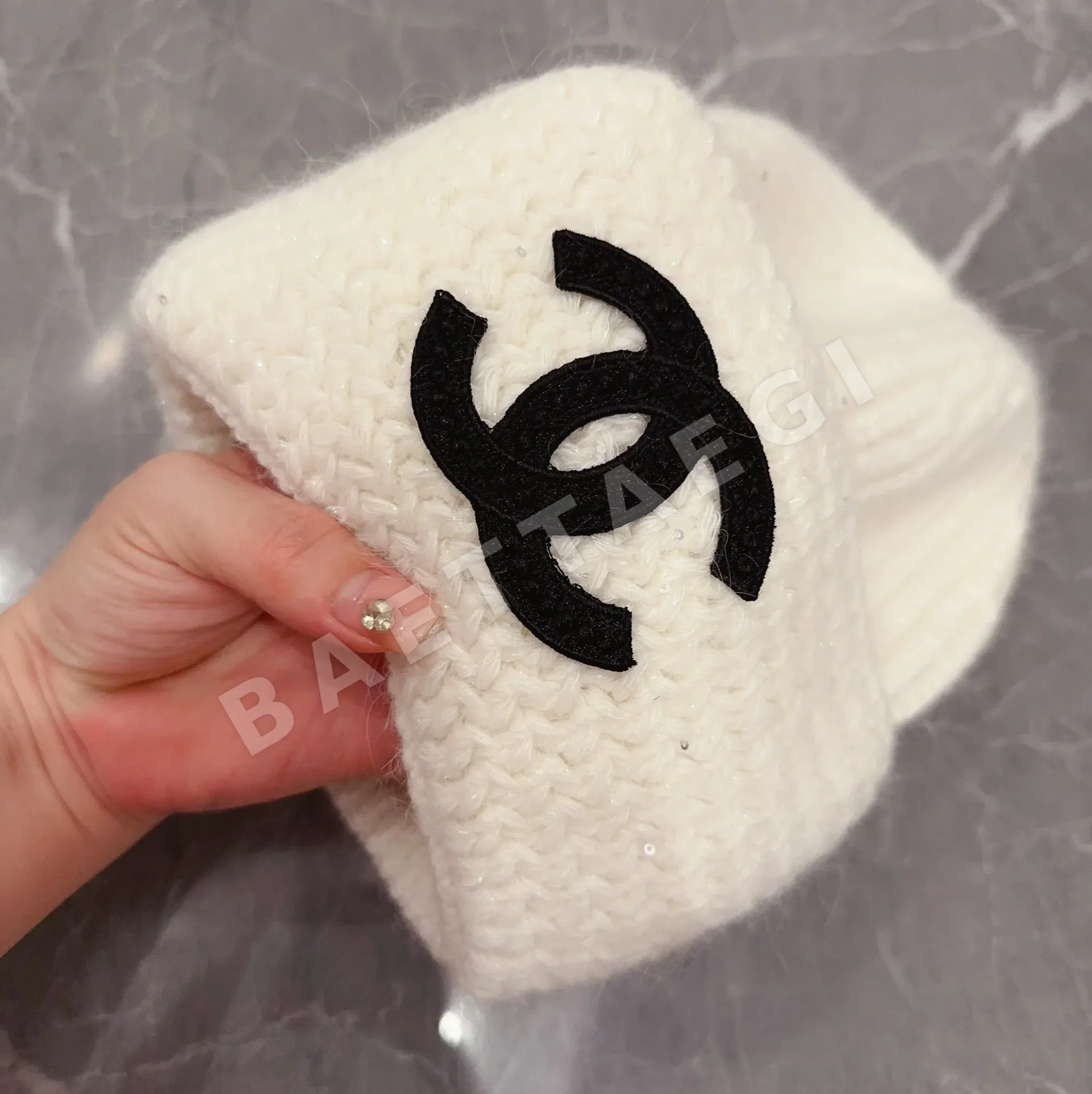 미우미우 모자 79435 Miu Miu Cap 상세 이미지 3