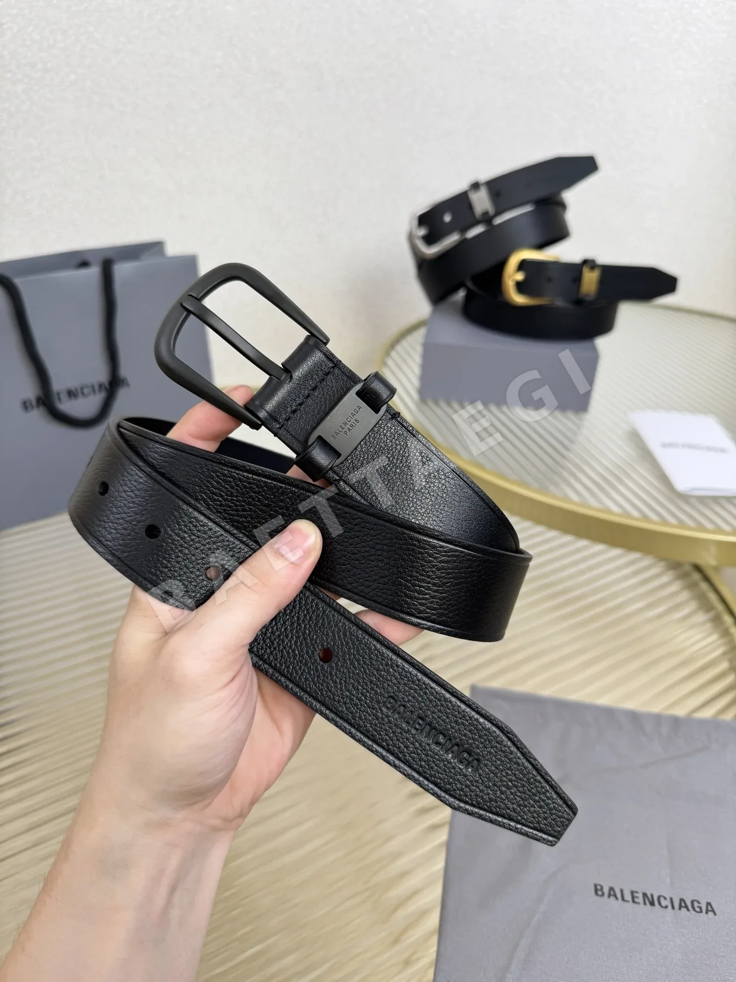 발렌시아가 카프스킨 가죽 벨트 상세 이미지 2