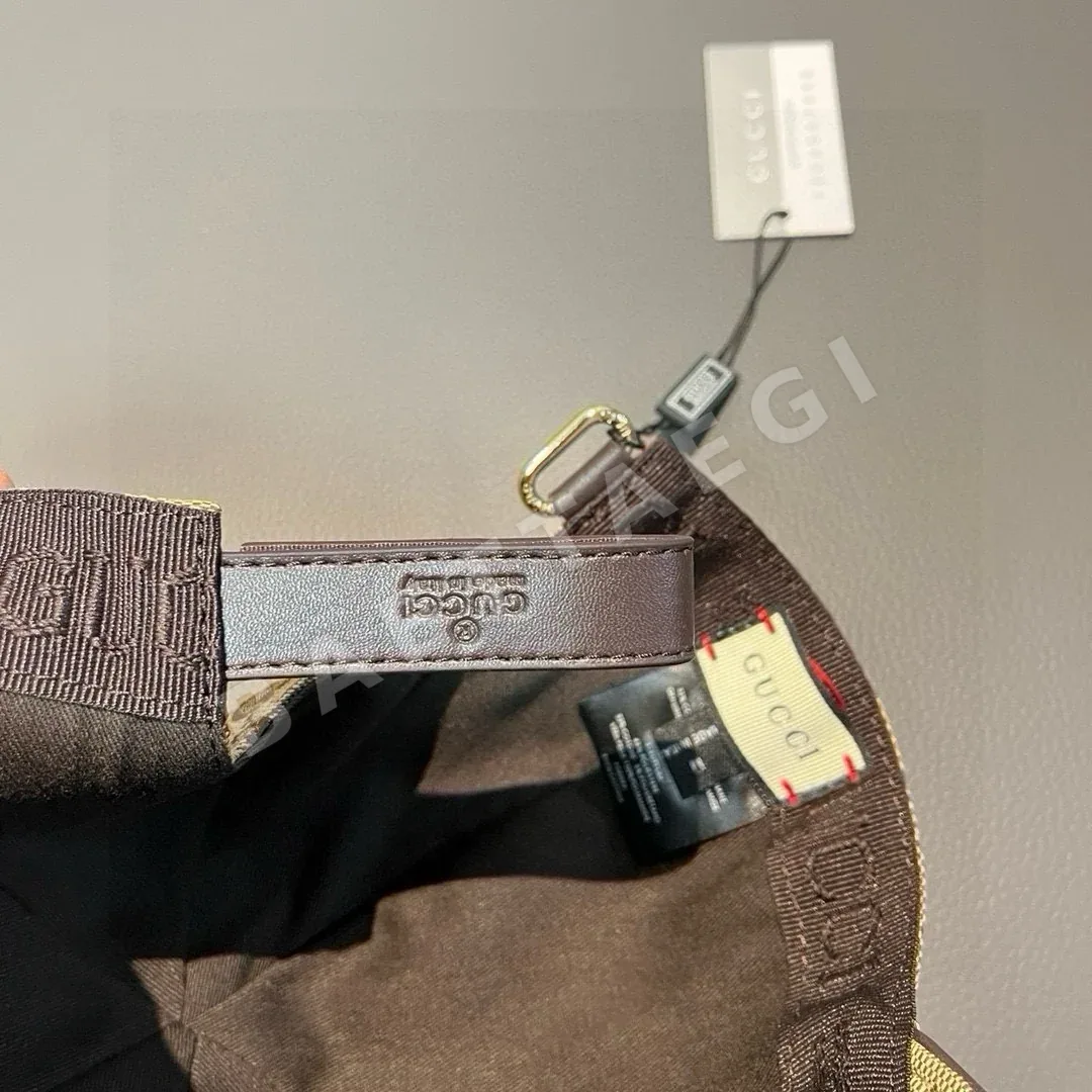 구찌 클래식 캔버스 소가죽 야구모자 상세 이미지 8