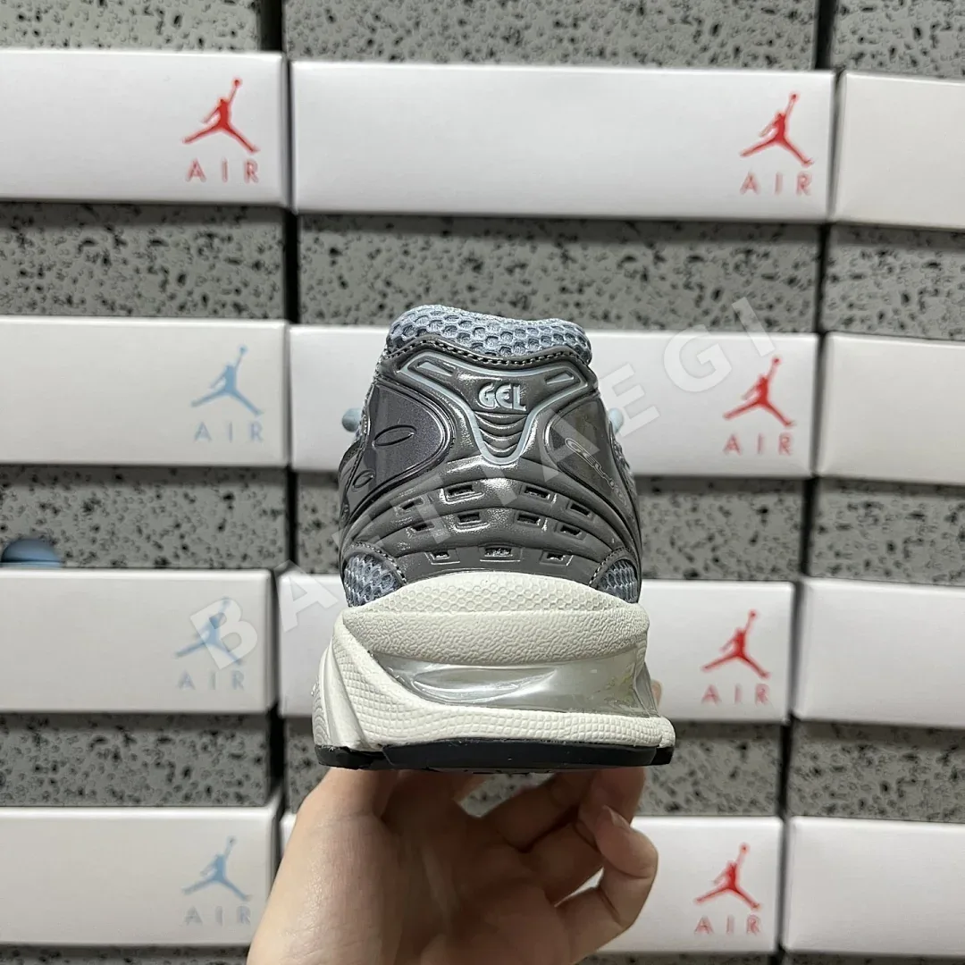 아식스 [TOP] 젤 카야노 14 1203A537-401 200313 Asics Gel-Kayano 14 Dolphin Grey Pure 상세 이미지 4