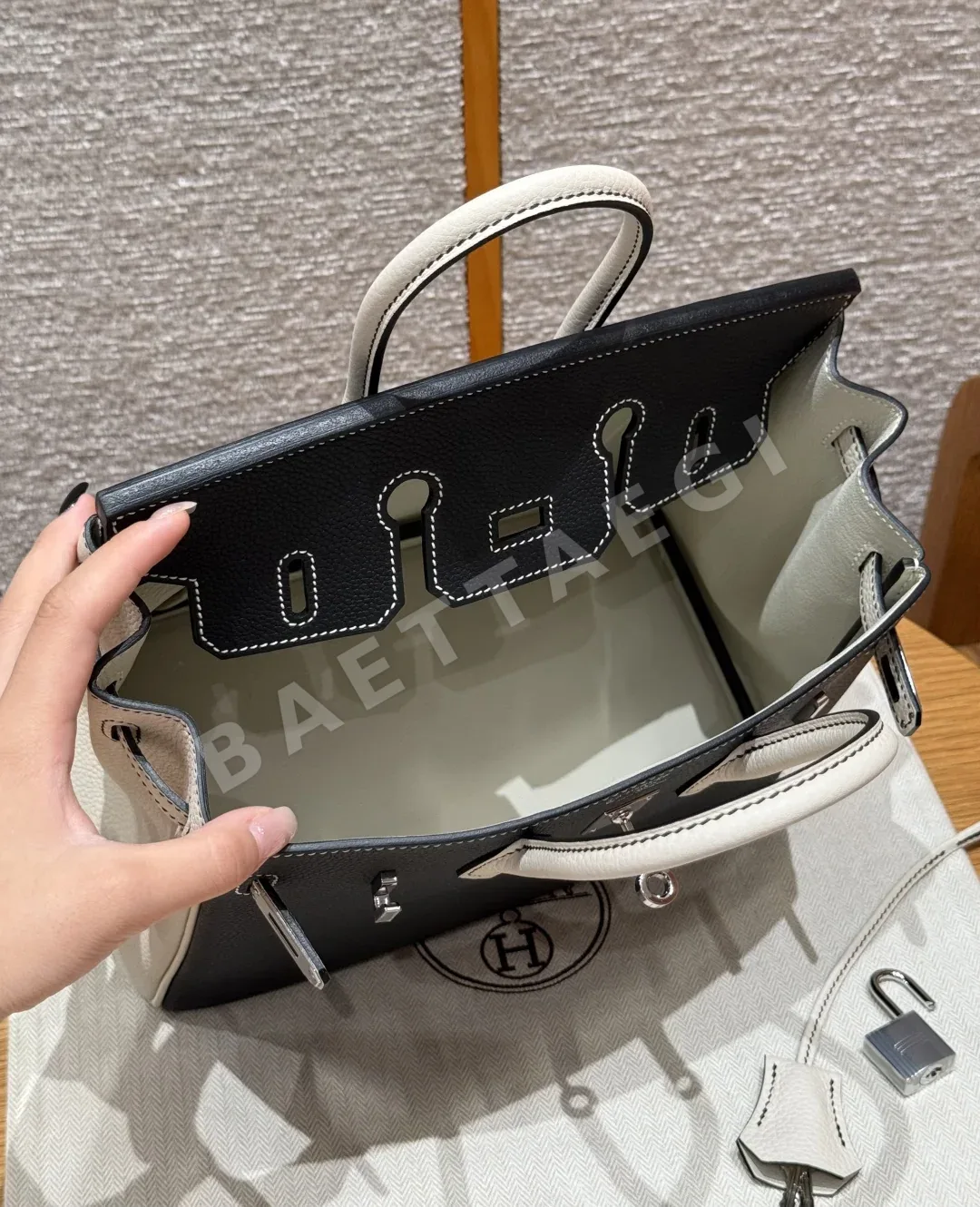 에르메스 버킨 25 토고 가죽 가방 상세 이미지 6