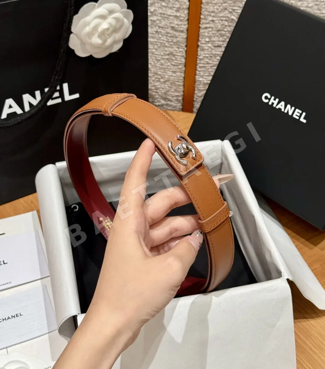 샤넬 가죽 회전식 더블 C 벨트 177310