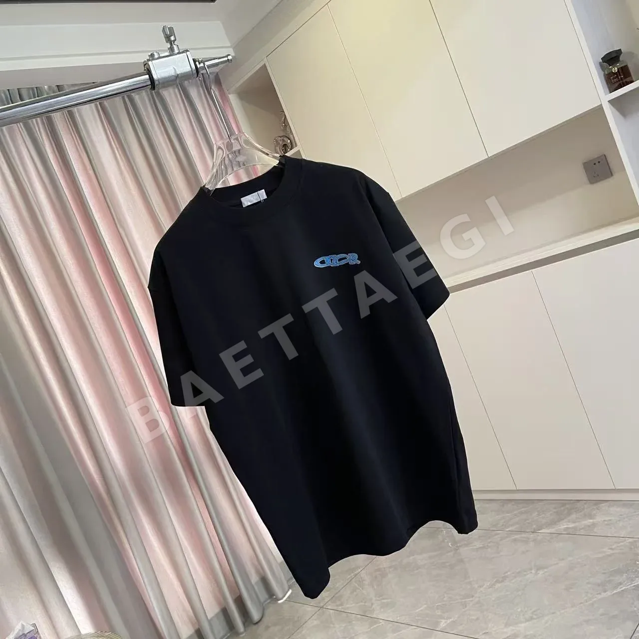 디올 3D 실리콘 로고 반팔 티셔츠 상세 이미지 2