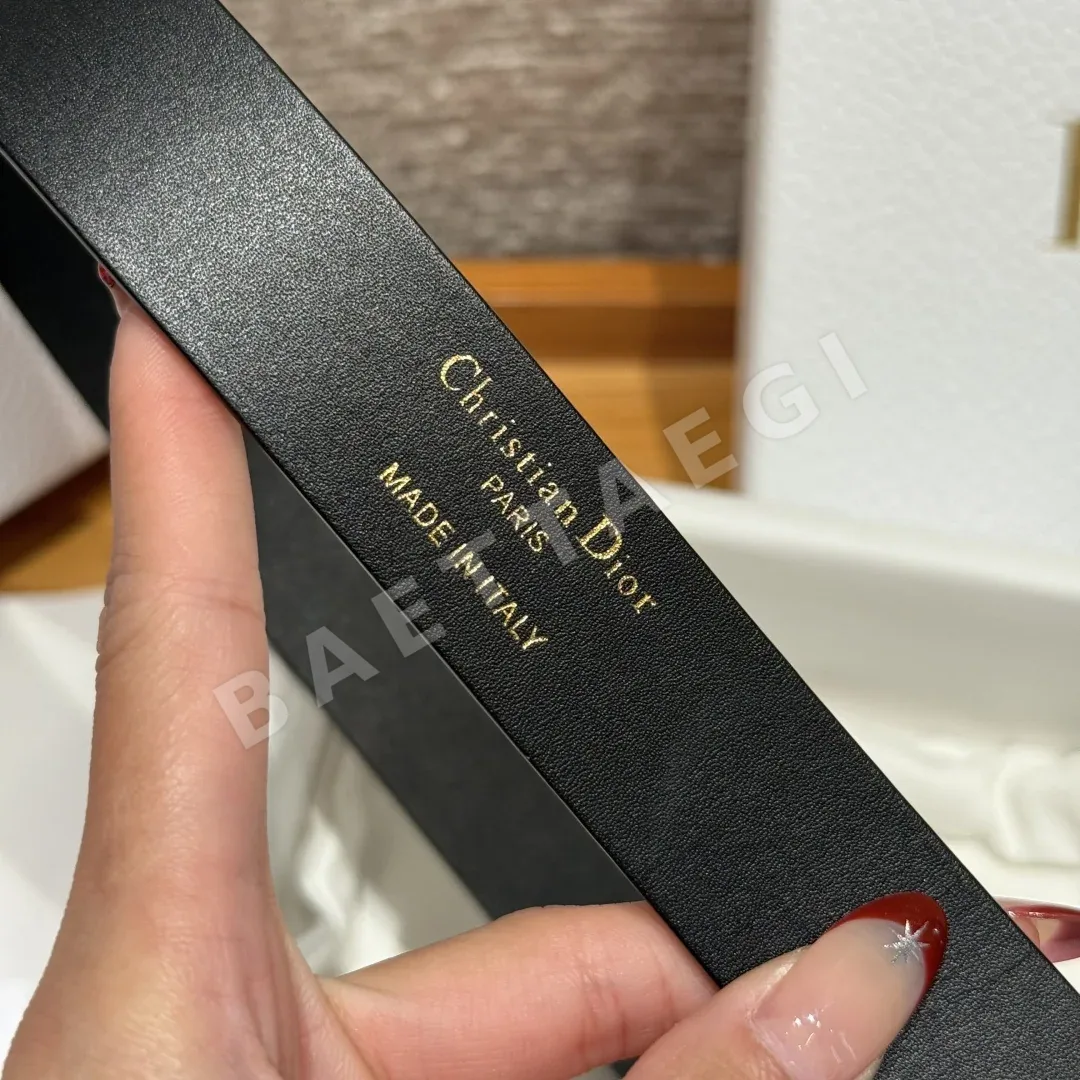 디올 골드 크리스탈 CD 버클 소가죽 벨트 상세 이미지 8
