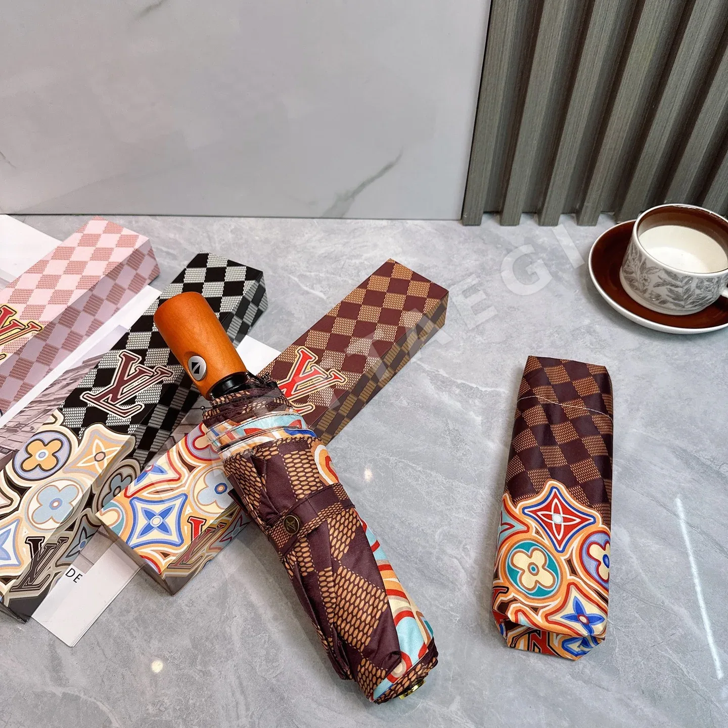 루이비통 3단 완전자동 접이식 자외선 차단 우산 상세 이미지 7