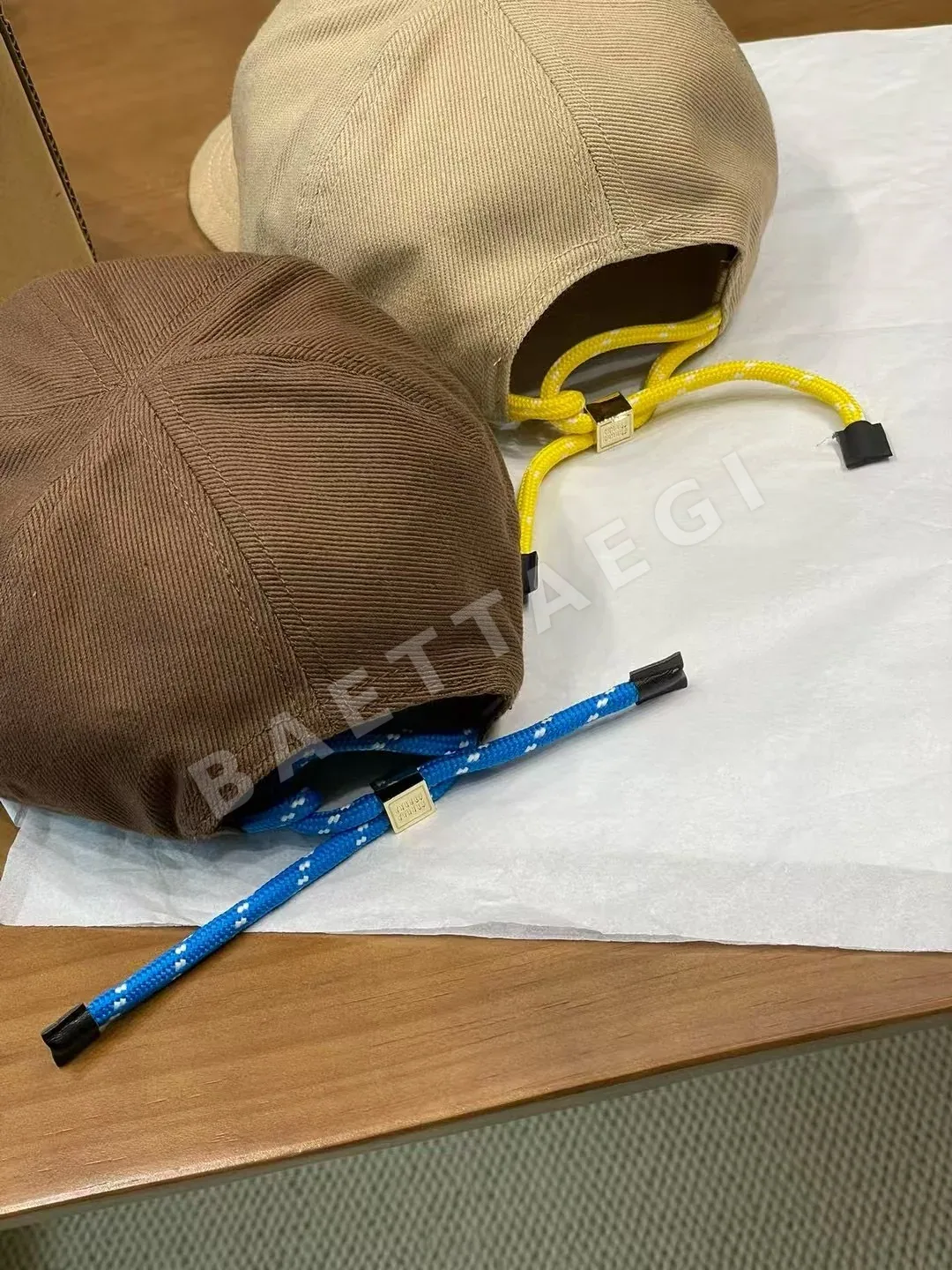 미우미우 모자 80864 Miu Miu Cap 상세 이미지 4