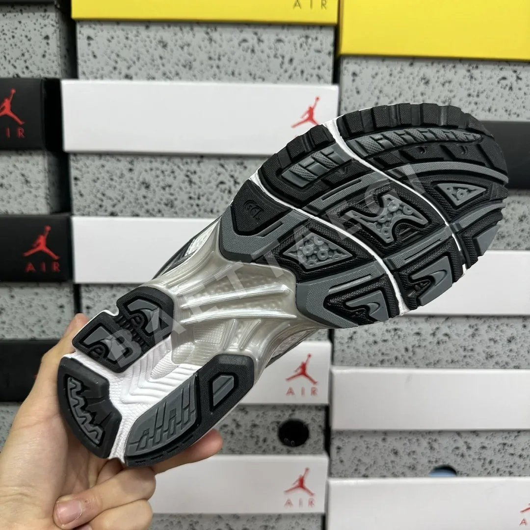 아식스 [LZ] 젤 카야노 14 1203A537-110 200565 Asics Gel-Kayano 14 White Graphite Grey 상세 이미지 7