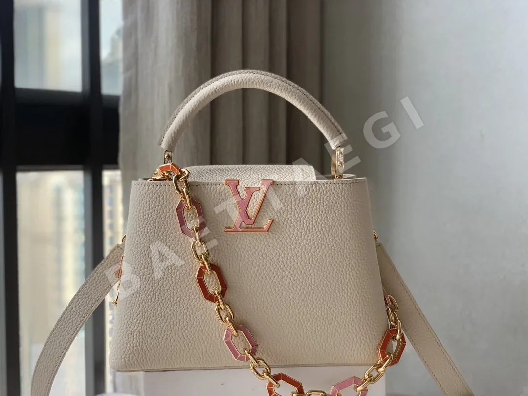 루이비통 캡시뉴 미니 체인 핸드백 M24684 상세 이미지 9