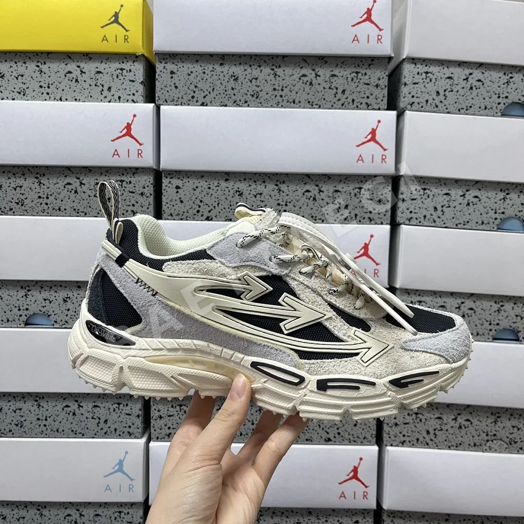 오프화이트 비 라이트 백 그레이 블랙 202418 Off White Be Right Back 상세 이미지 8