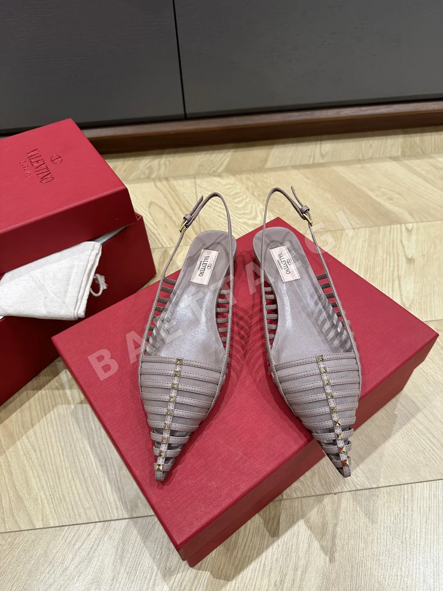 발렌티노 뉴 키튼 힐 오픈 백 샌들 상세 이미지 2