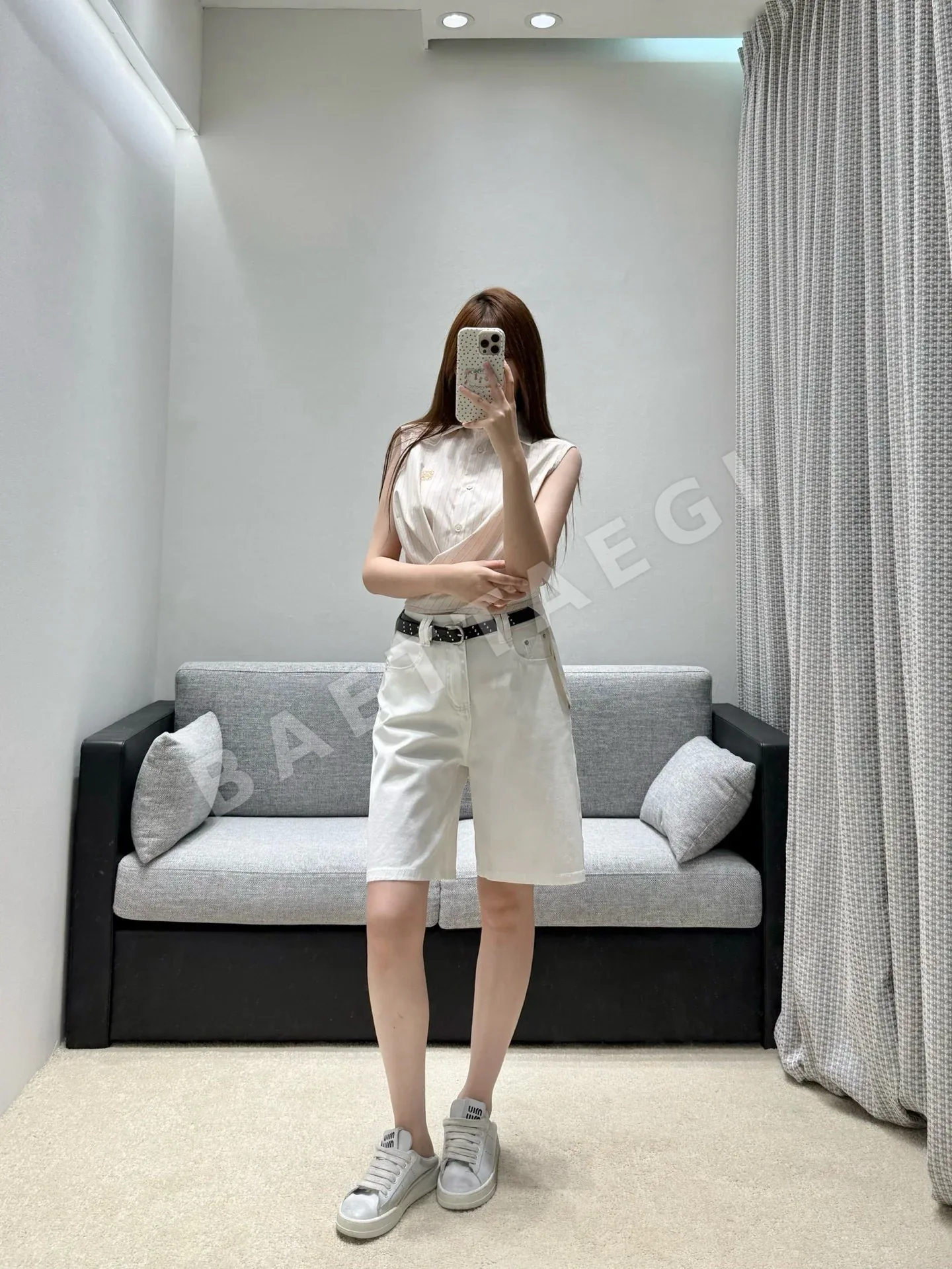 로에베 스트라이프 패턴 노슬리브 여성 반팔 셔츠 상세 이미지 6