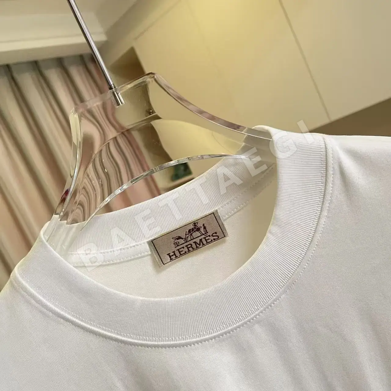에르메스 커스텀 자수 반팔 티셔츠 남성용 상세 이미지 4